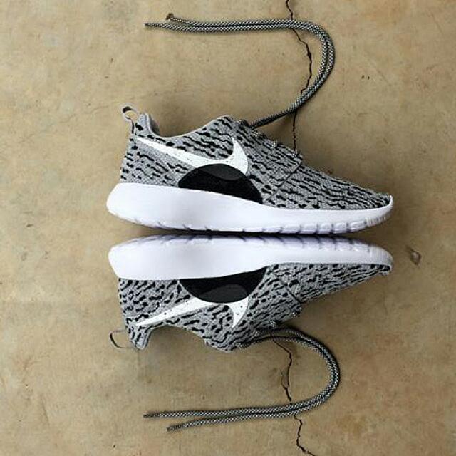 Nike Roshe Run Yeezy 350 Custom