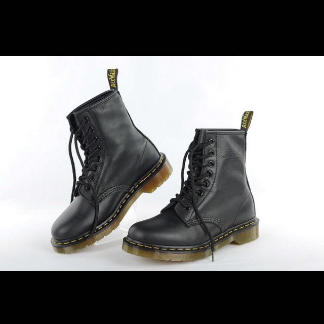 Dr Martens Airwair Soft Leather 8 