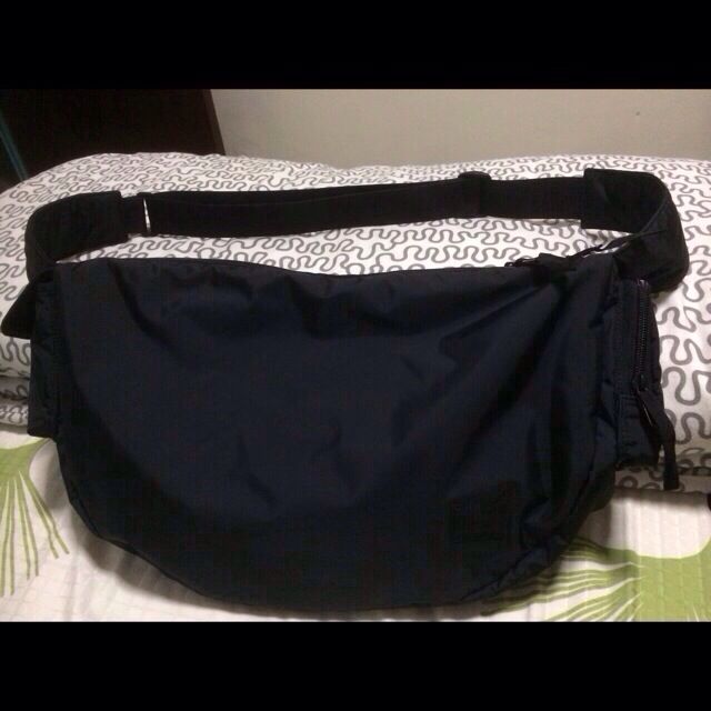 Head porter black cheap beauty shoulder bag