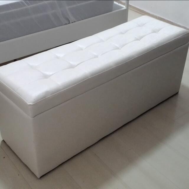 Novena Off White Storage Bench Furniture On Carousell