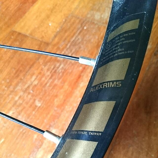 Specialised Status 2 Stock Wheelset By Alex rims 26