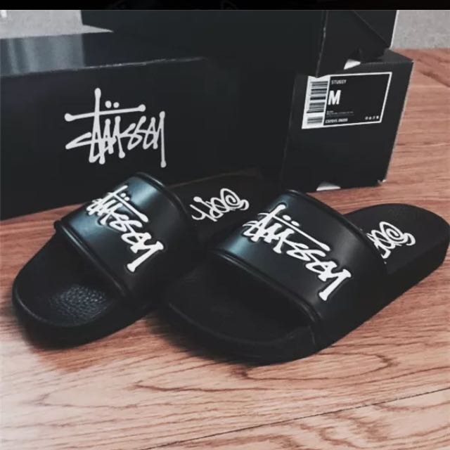 stussy flip flops