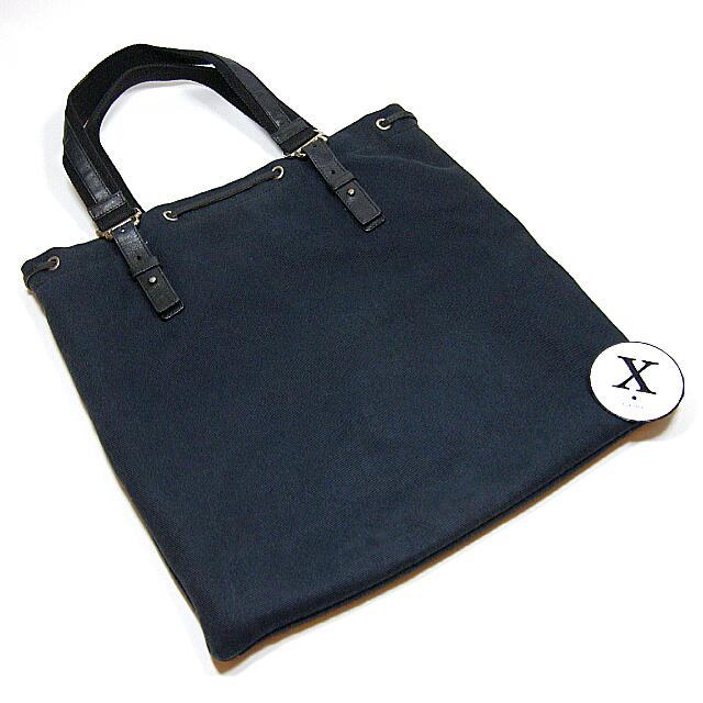 Preloved Saint Laurent Navy Blue Canvas Small Kahala Tote 123435204990 –  KimmieBBags LLC