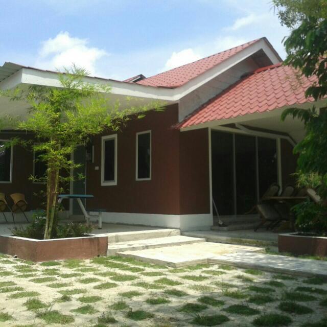 Banglo D Kebun Homestay Seri Iskandar Property On Carousell