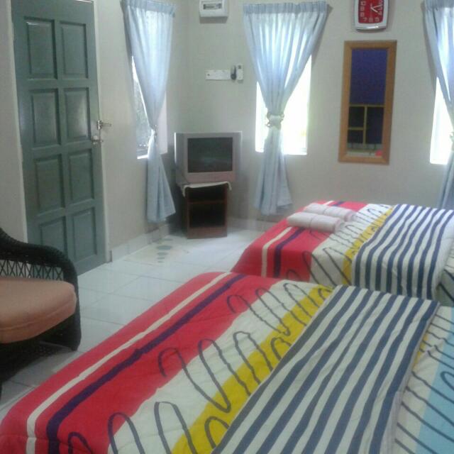 Bilik D Kebun Homestay Seri Iskandar Property On Carousell