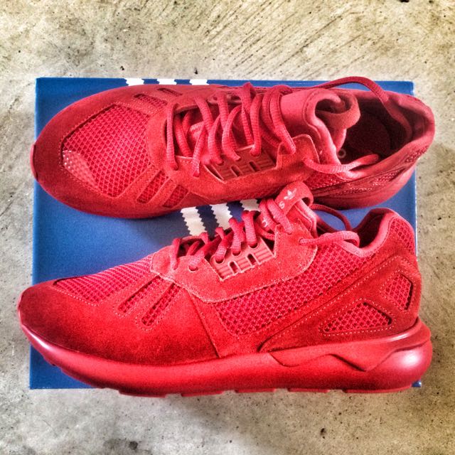 mono red adidas tubular