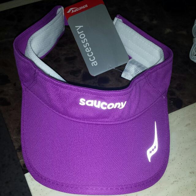 saucony visor