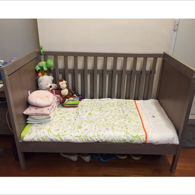 ikea baby cot sundvik