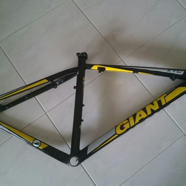 giant xtc frame size
