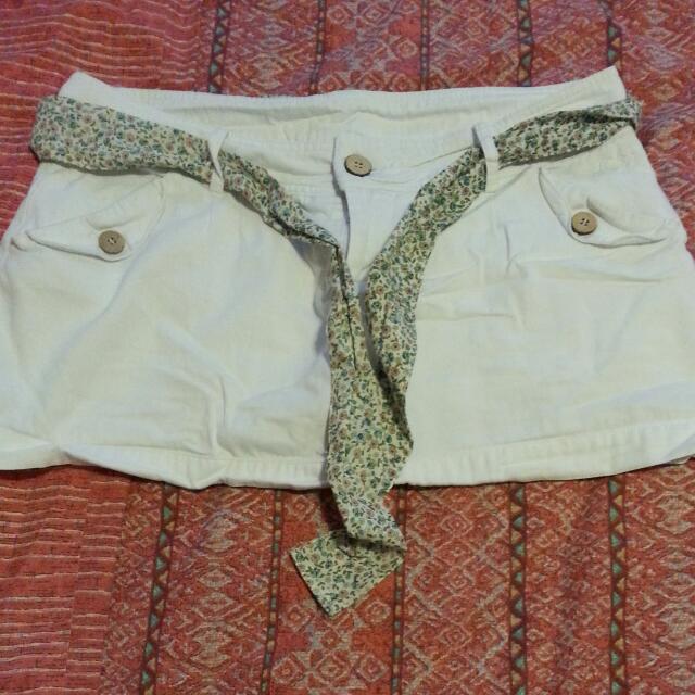 Ocean Pacific White Skirt (With Hidden Shorts Inside), Women's Fashion
