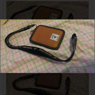 Porter Pass Holder
