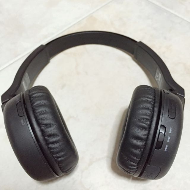 Sony Wireless Bluetooth Headphone DRBTN200, Computers & Tech, Parts