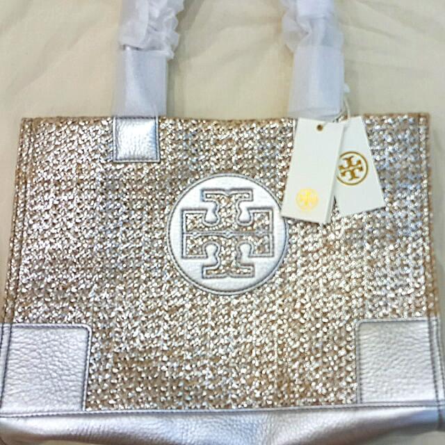 TORY BURCH New Silver Ella Metallic Straw Trimmed Silver Leather Bag,  Luxury, Bags & Wallets on Carousell