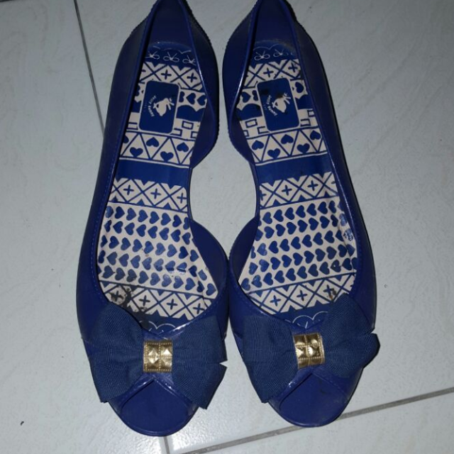 mondo jelly shoes