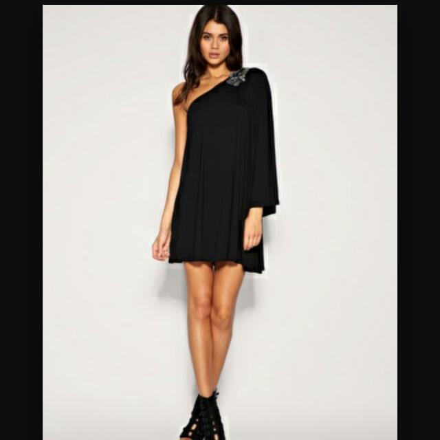 warehouse one dresses