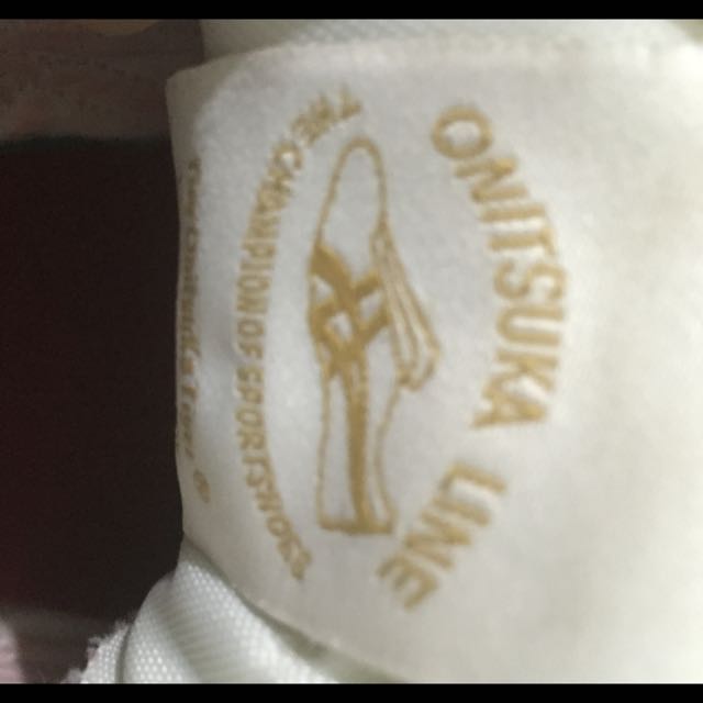 Price Reduced! Onitsuka Tiger Shoe (Authentic) (Category: Sneakers) located in Singapore. Submitted by jt88 (Listing ID 24012504, Image 3). Description: .