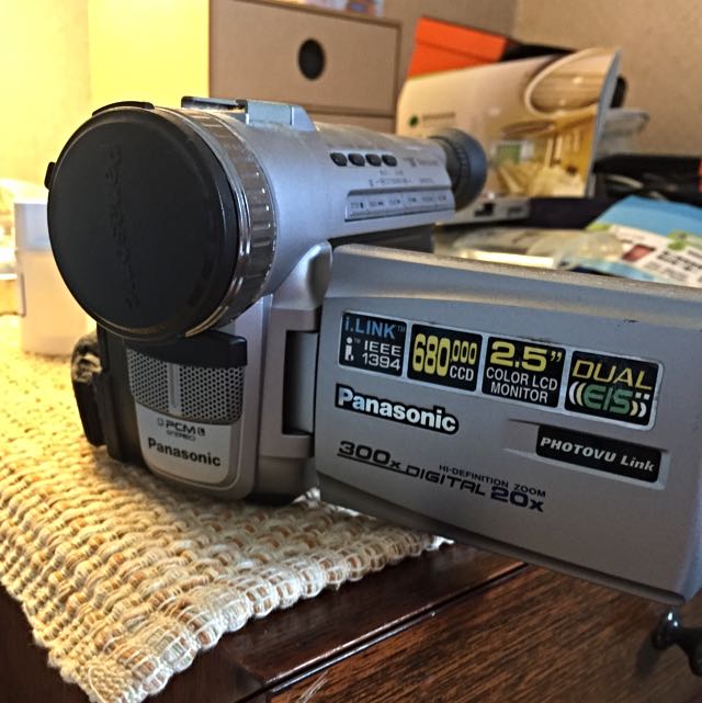 Panasonic Mini DV 攝影機, 相機攝影, 攝影機在旋轉拍賣