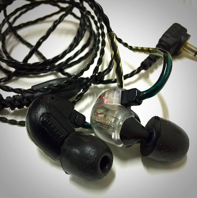 Westone UM3X Removable Cable(ケース付) 【公式通販】 Westone UM3X Removable Cable(ケース付) 【公式通販】