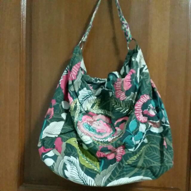 accessorize embroidered bag