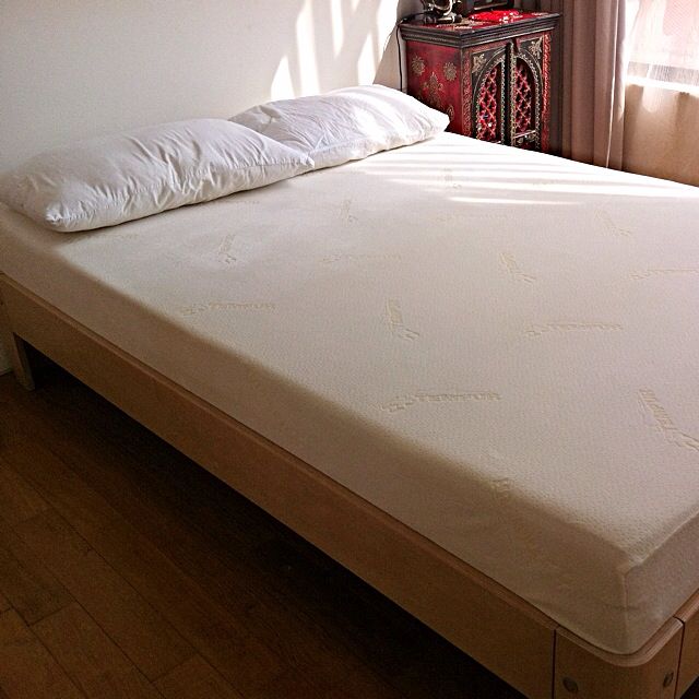 voor het geval dat interview Christendom Auping Double Bed With Tempur Mattress, Furniture & Home Living, Furniture,  Bed Frames & Mattresses on Carousell