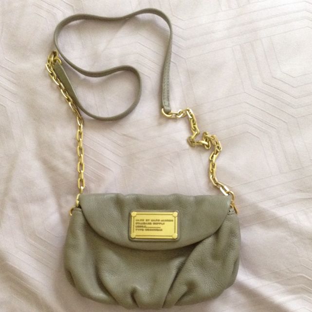 Marc jacobs hotsell classic q crossbody