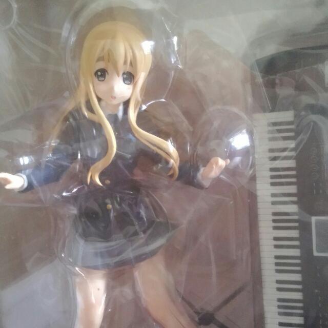 (ORIGINAL) Tsumugi Kotobuki With Keyboard Figurine, Hobbies & Toys