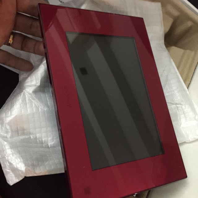 Sony Digital Photo Frame Sframe DPFd75 7'' Lcd, Furniture & Home