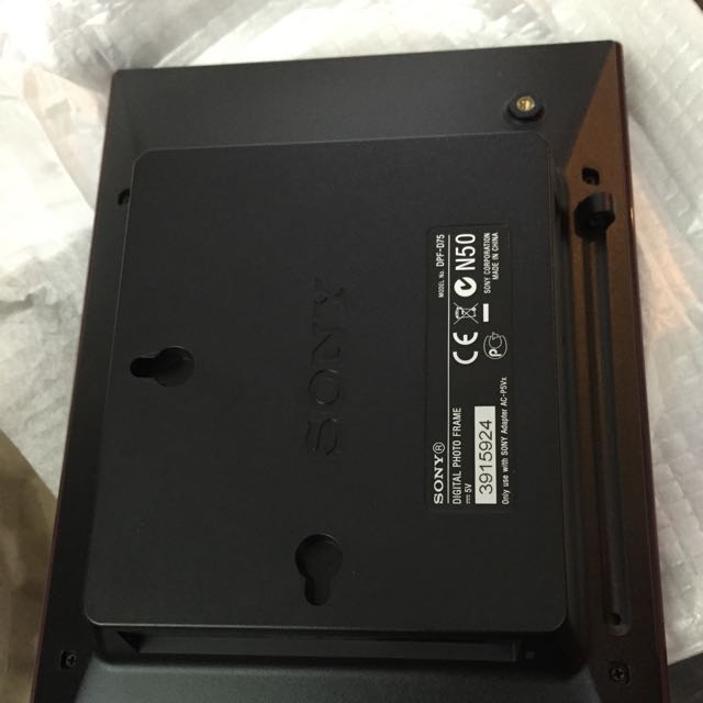 Sony Digital Photo Frame Sframe DPFd75 7'' Lcd, Furniture & Home