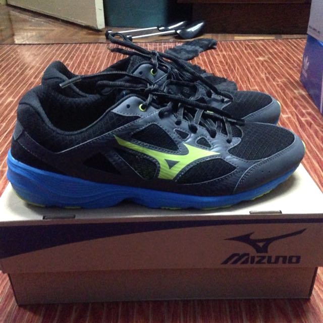 mizuno running prima