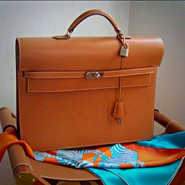 Hermes - Orange Kelly Depeche Briefcase 38 in Epsom with PHW, Luxury, Bags  & Wallets on Carousell