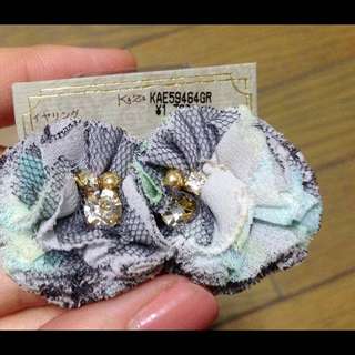 日本Kaza 蕾絲花朵耳環(夾式)