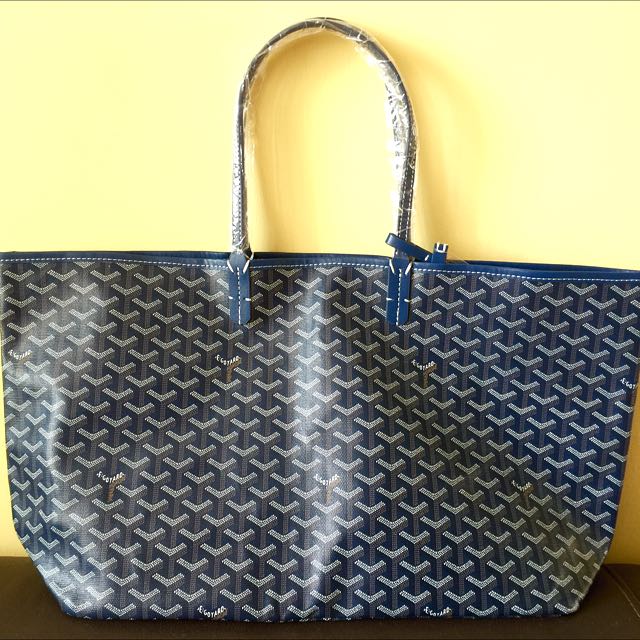 navy blue goyard bag