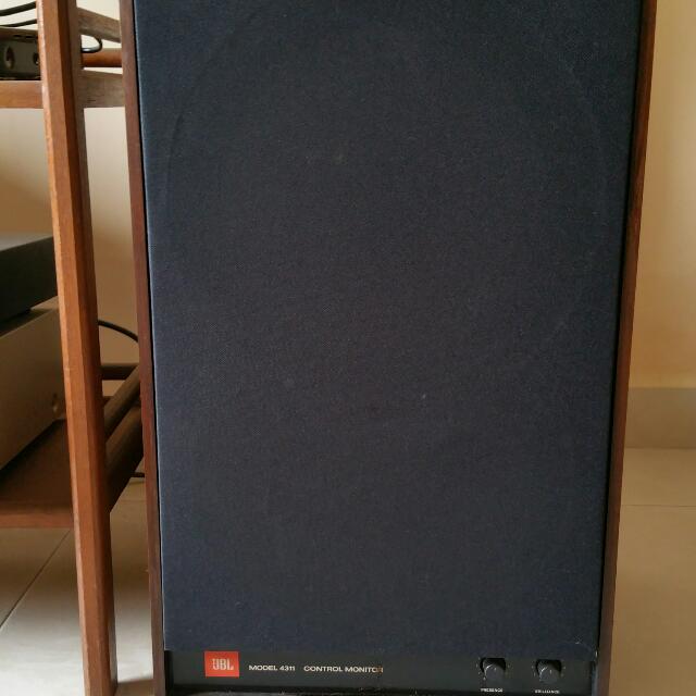 jbl model 4311 control monitor