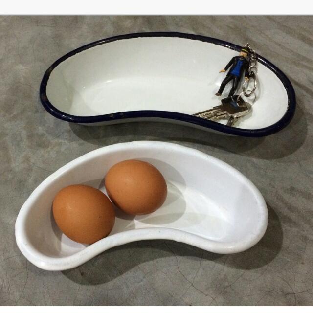 Vintage Kidney Shape Enamel Container, Furniture & Home Living