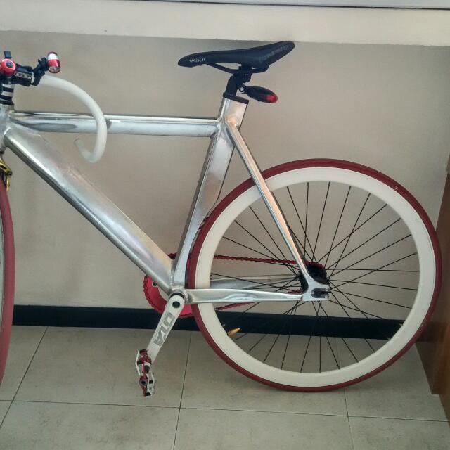 chrome fixed gear