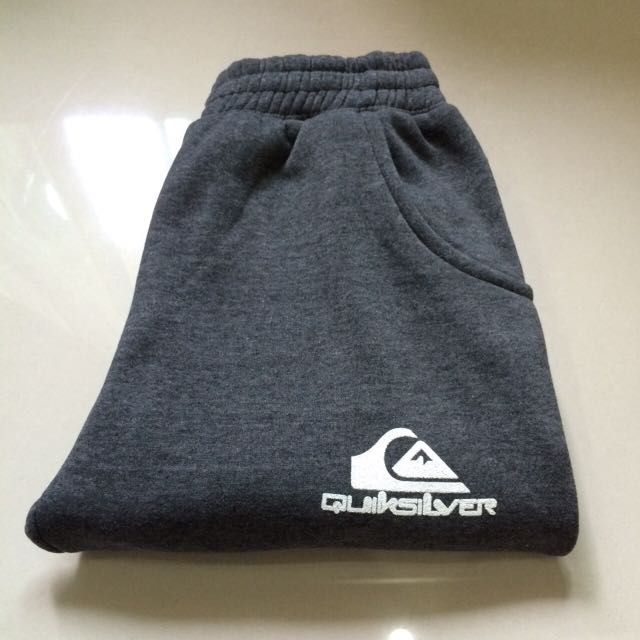 quiksilver sweatpants