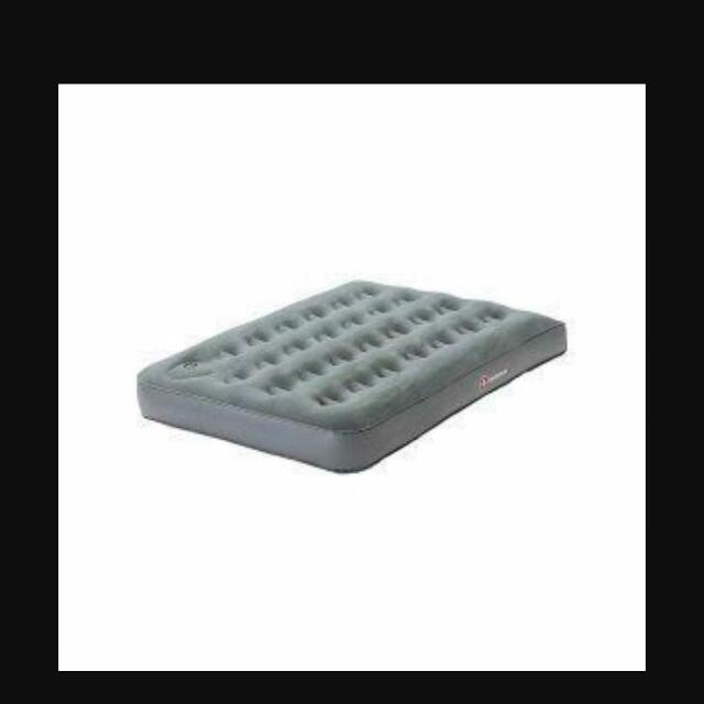 Swiss Gear Inflatable Builtin Pump, Furniture & Home Living, Furniture