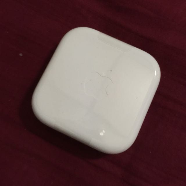 Apple Headset (Original), Audio, Headphones & Headsets on Carousell