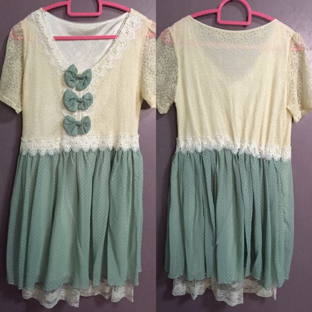 Assorted Tunic (Category: Tops) located in Singapore. Submitted by clearancesaleforgrab (Listing ID 24963329, Image 2). Description: .