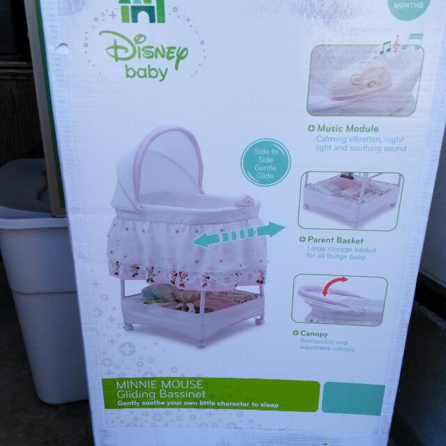 Minnie mouse new arrivals gliding bassinet