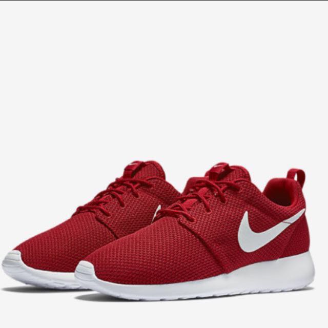 Maroon roshe runs women shop