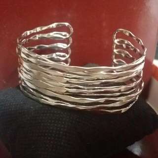 Sliver bangles