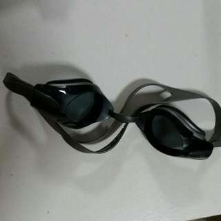 Reserved - Speedo Swimming Goggle
