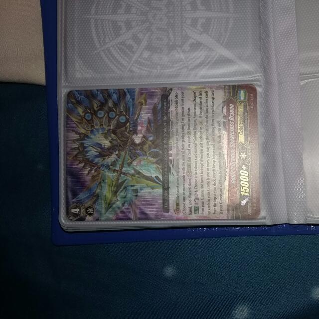 Vanguard Golden Dragon, Spearcross Dragon Gold Paladin, Hobbies & Toys