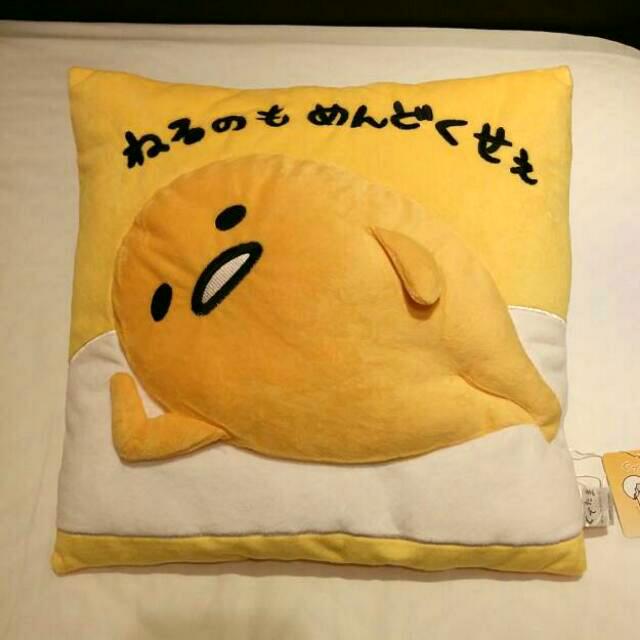 Get Wallpaper Gudetama Square Plush Pillow Entertainment J Pop On Carousell For iPhone