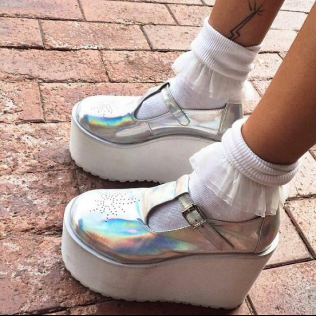 Holographic mary outlet janes