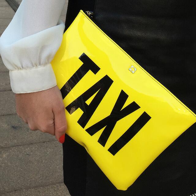 Kate spade taxi off duty clutch clearance