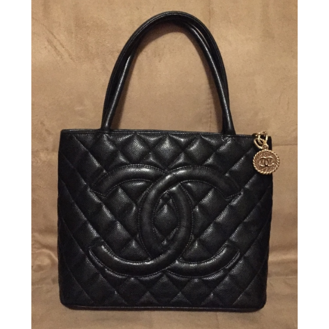 chanel black quilted caviar leather medallion tote