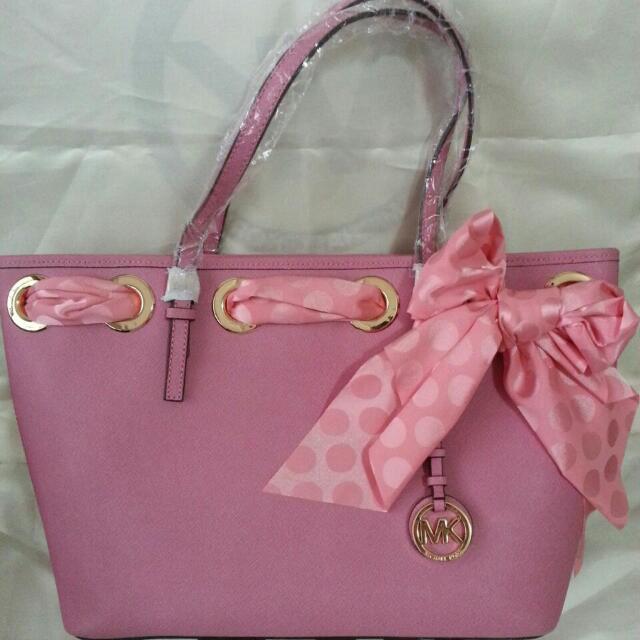 michael kors scarf tote