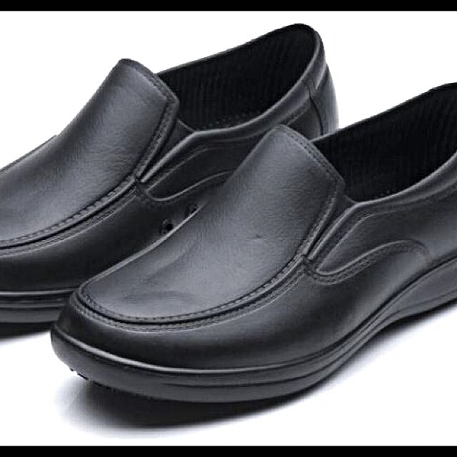 formal rubber shoes
